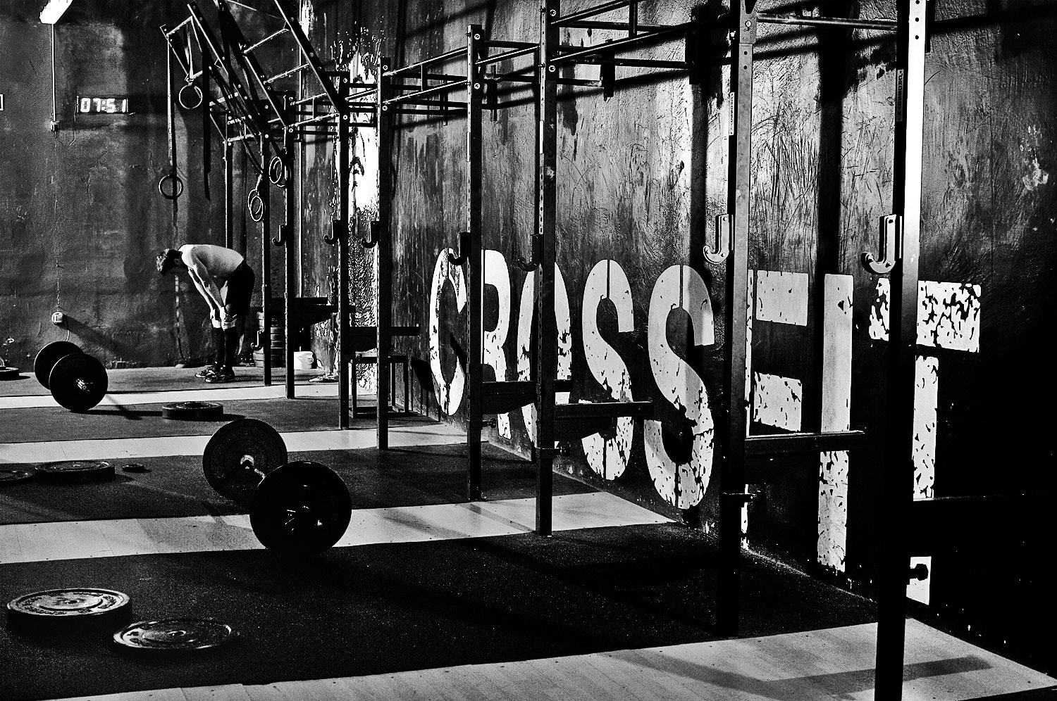 Helping CrossFit Athletes Treat Injuries and Avoid Surgery